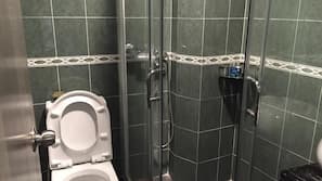 Shower, free toiletries, hair dryer