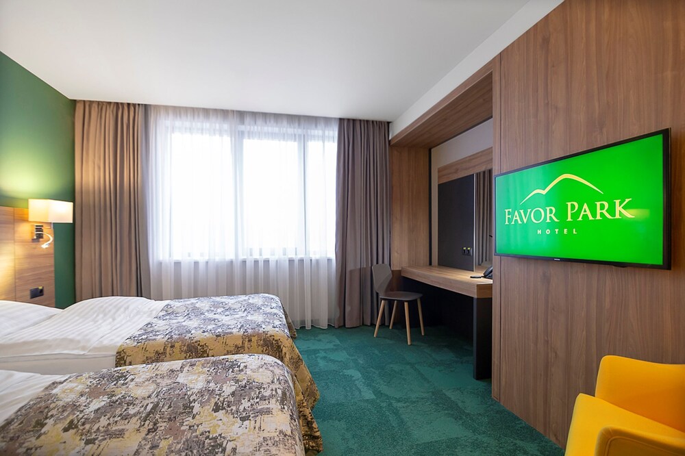 Photo - Favor Park Hotel