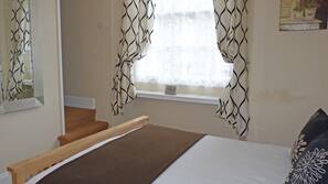 1 bedroom, free WiFi, linens