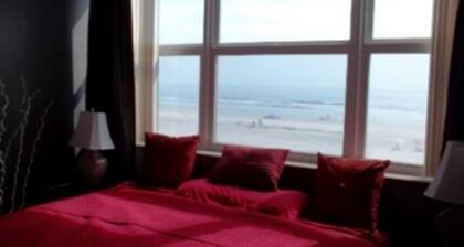 Traffic Free Beach - 2 BR 2 BA - South Point Condominiums 109