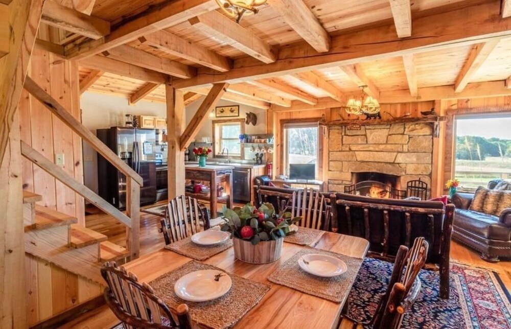 Private Rustic Cabin W/pond in Heart of Amish Adams County, Ohio in