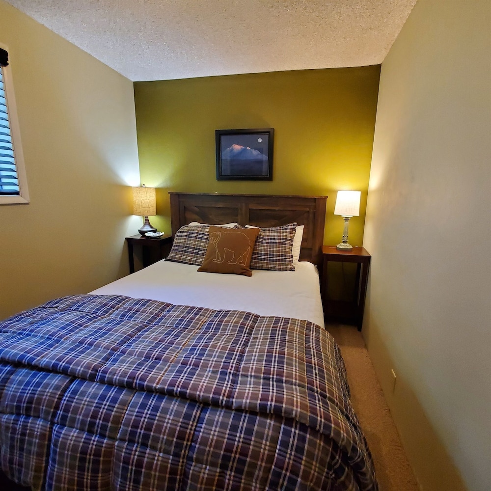 River Run Cabin in Historic Shasta Retreat. Dunsmuir Vrbo