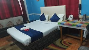 Blackout curtains, iron/ironing board, linens