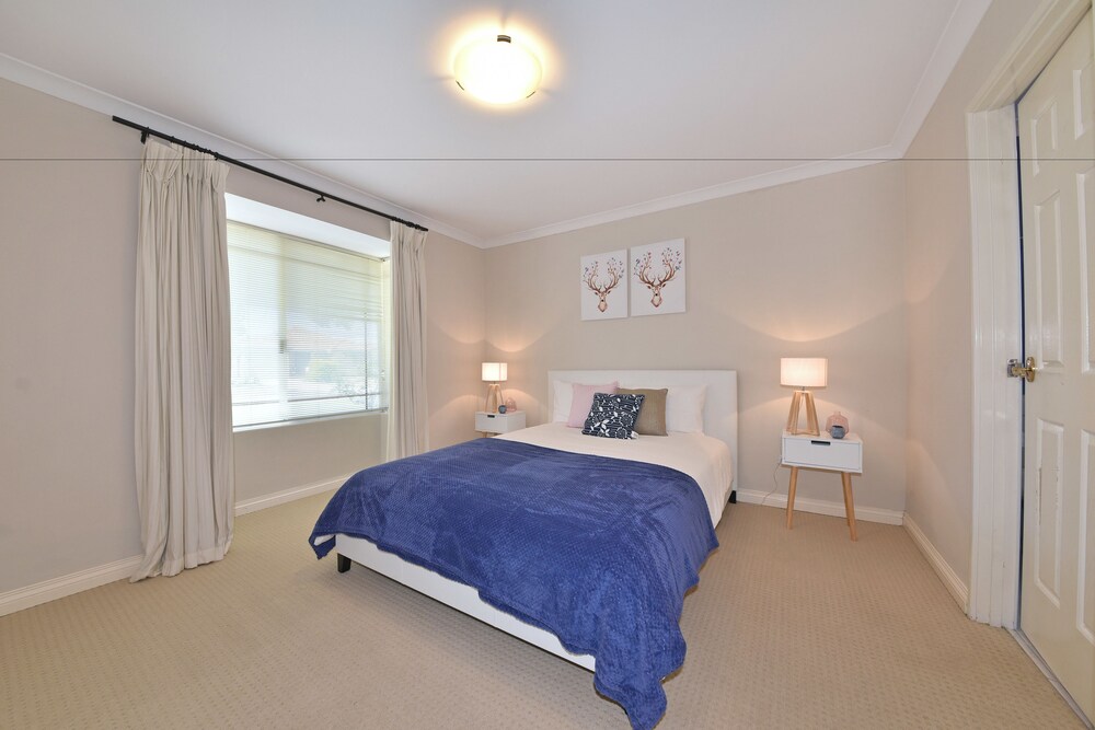 Redcliff Home Close to City & Airport Deals & Reviews (Perth, AUS) Wotif