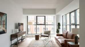 47-inch flat-screen TV with satellite channels, Netflix, pay movies