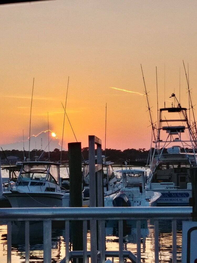  24 hour gated community Beach House , Surfside Beach  SC