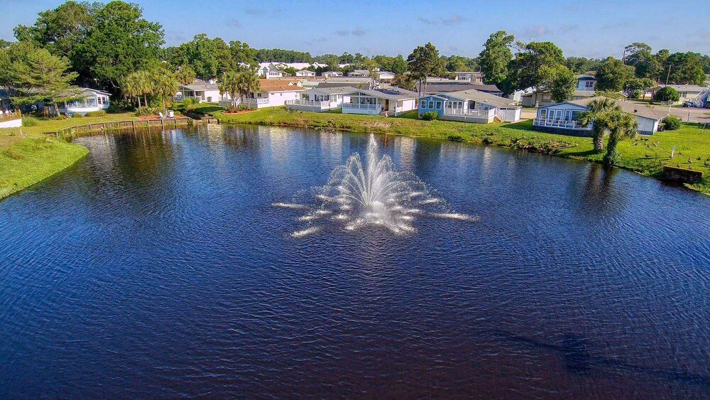  24 hour gated community Beach House , Surfside Beach  SC