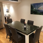 Executive 2 Bedroom Wollongong Apartment Wollongong Aus