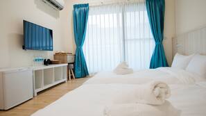 Desk, blackout drapes, free WiFi, linens