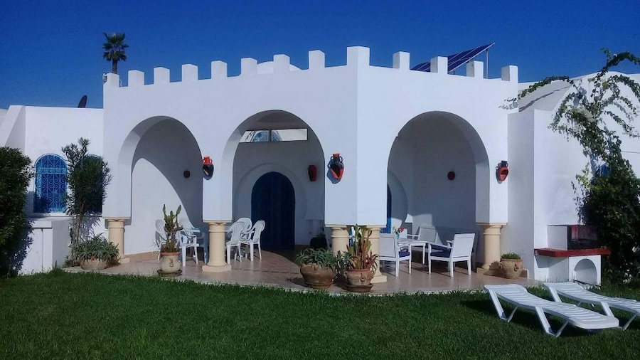 Maamoura Beach House