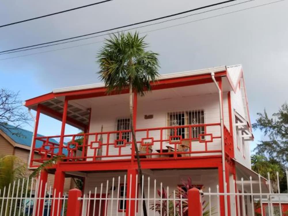 Canuck Cottage Holiday Home In Caye Caulker Hotel Rates