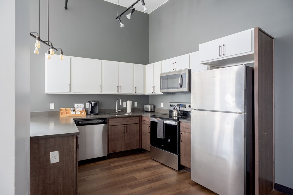 Mint House Detroit Times Square in Detroit Best Rates & Deals on Orbitz