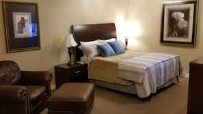 Egyptian cotton sheets, individually furnished, iron/ironing board