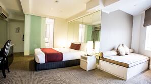 Premium bedding, minibar, in-room safe, desk