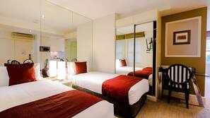 Premium bedding, minibar, in-room safe, desk