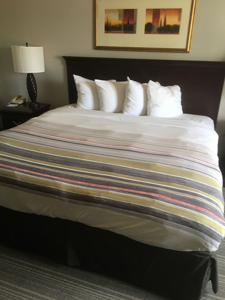 Country Inn & Suites by Radisson, Sumter, SC