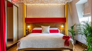 Down comforters, pillowtop beds, minibar, in-room safe