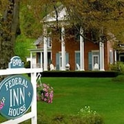 The 10 Best Hotels In Stockbridge For 2019 Expedia Federal House Inn
