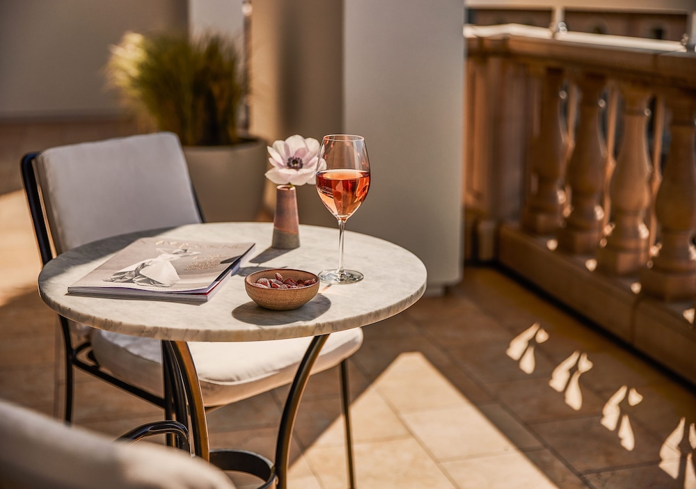 The Maybourne Beverly Hills