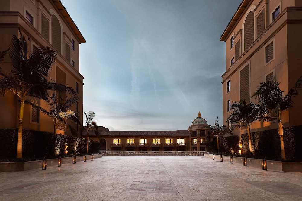 The Maybourne Beverly Hills