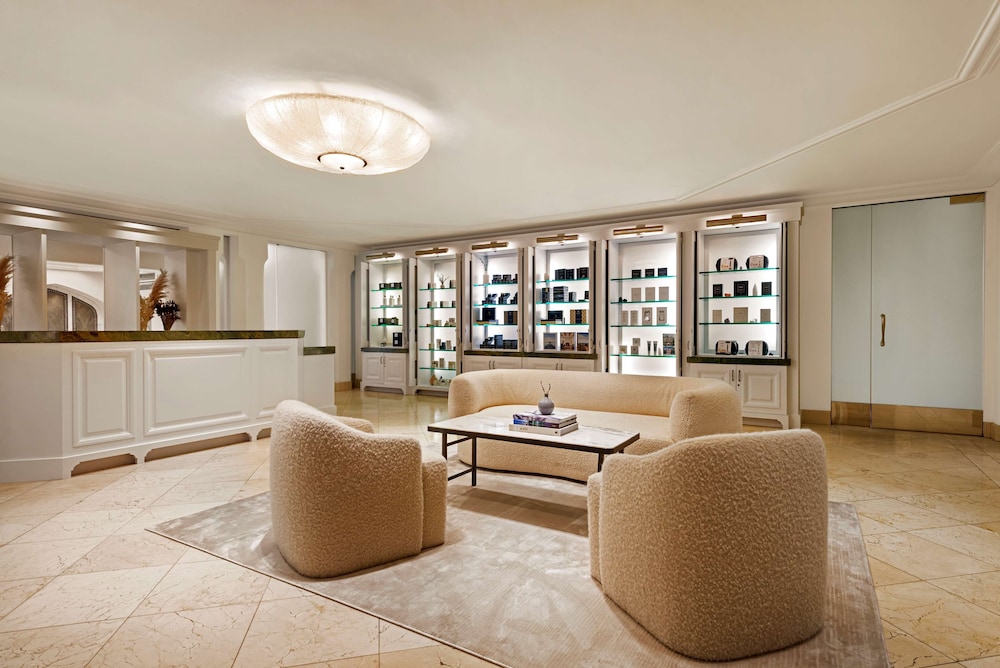 The Maybourne Beverly Hills