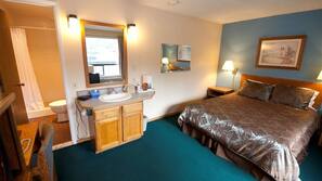 Desk, blackout drapes, iron/ironing board, free WiFi