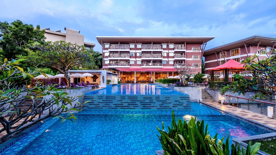 Peach Blossom Resort