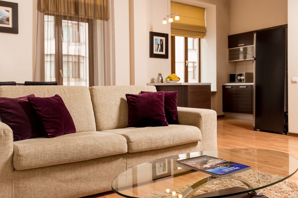 Photo - Senator City Center