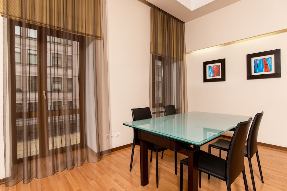 Photo - Senator City Center