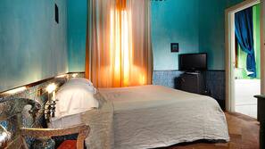Biancheria da letto di alta qualità, copriletto in piuma, minibar