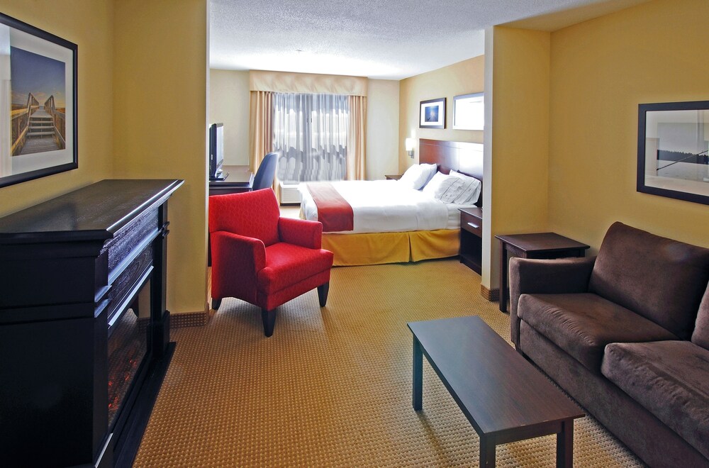 Holiday Inn Express Stellarton, an IHG Hotel in Stellarton Best Rates