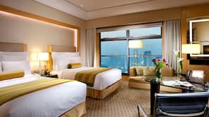 Minibar, in-room safe, desk, blackout curtains