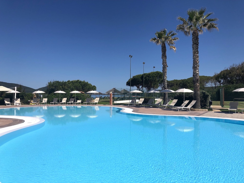 Hotel La Corte Rosada in Villasimius, Italy