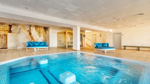 Indoor pool, outdoor pool