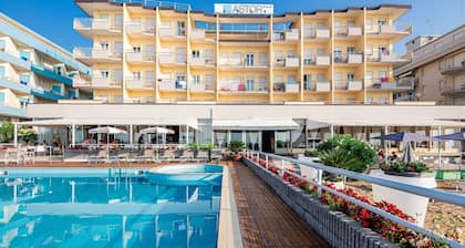 Hotel Astor
