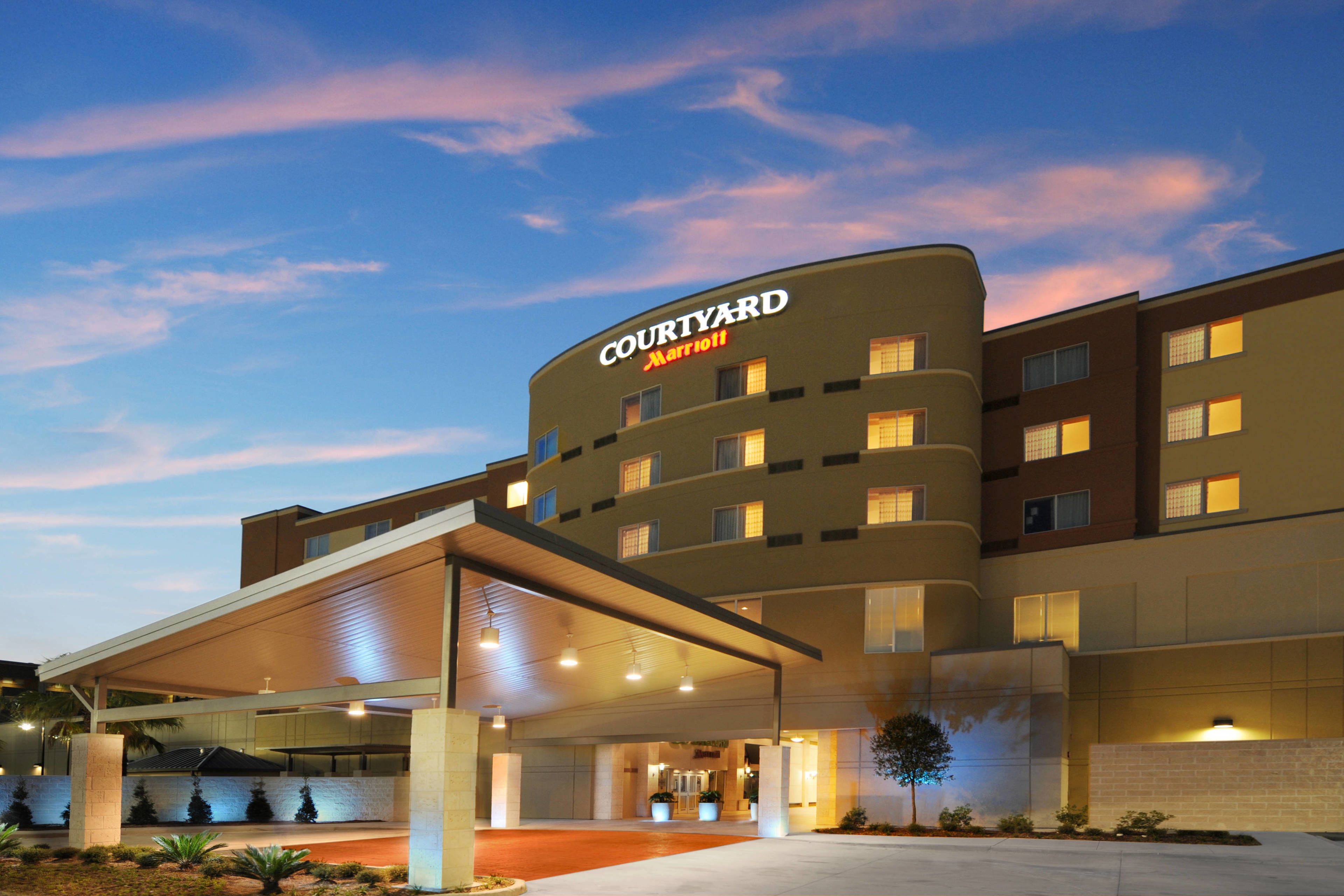Courtyard Houston Pearland in Pearland, United States