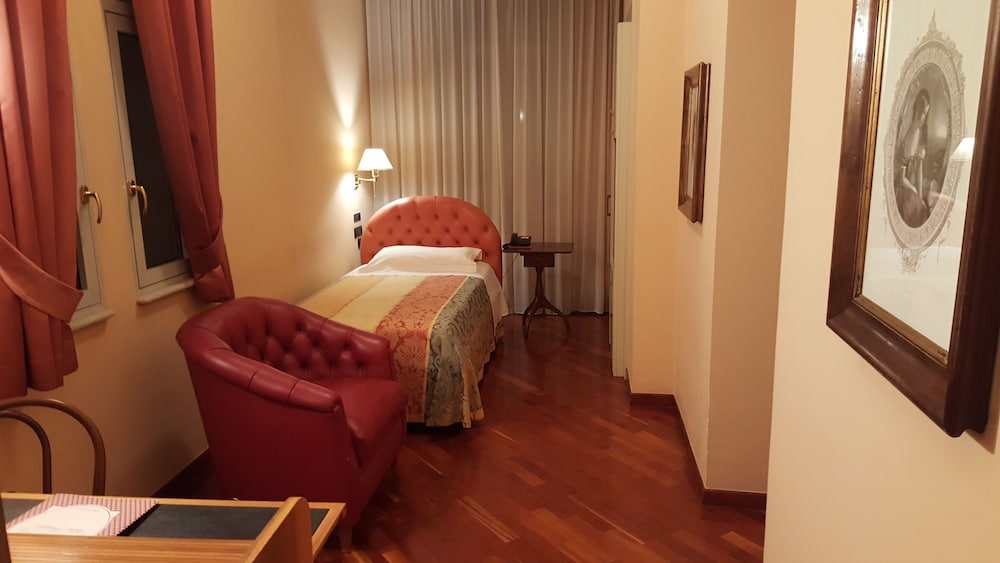 Hotel Villa Traiano Benevento Bn Hotel Villa Traiano Benevento Bn