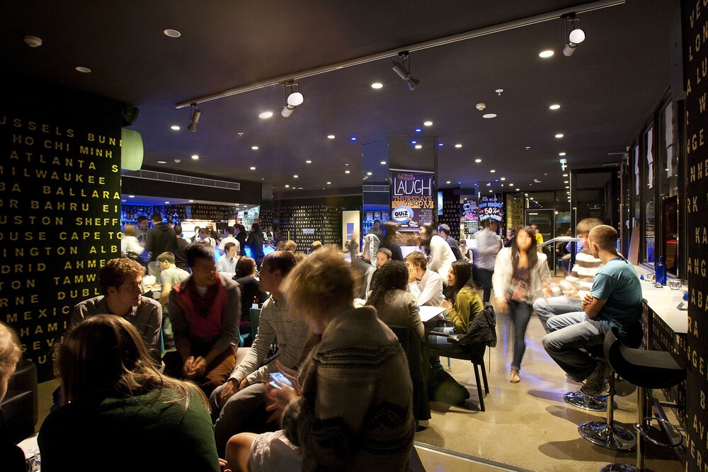 Space Hotel - Hostel