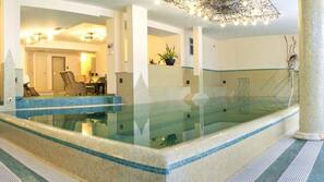 Bain à remous intérieur
