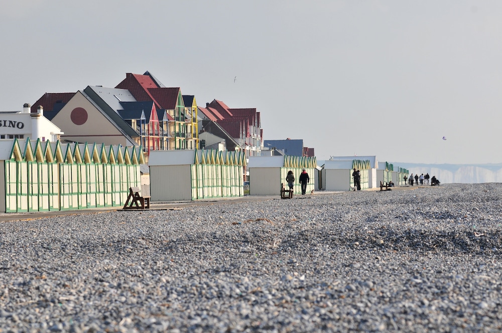 Madame Vacances Les Terrasses De La Plage in Cayeux-sur-Mer, France