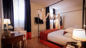 Minibar, Zimmersafe, kostenloses WLAN, Bettwäsche