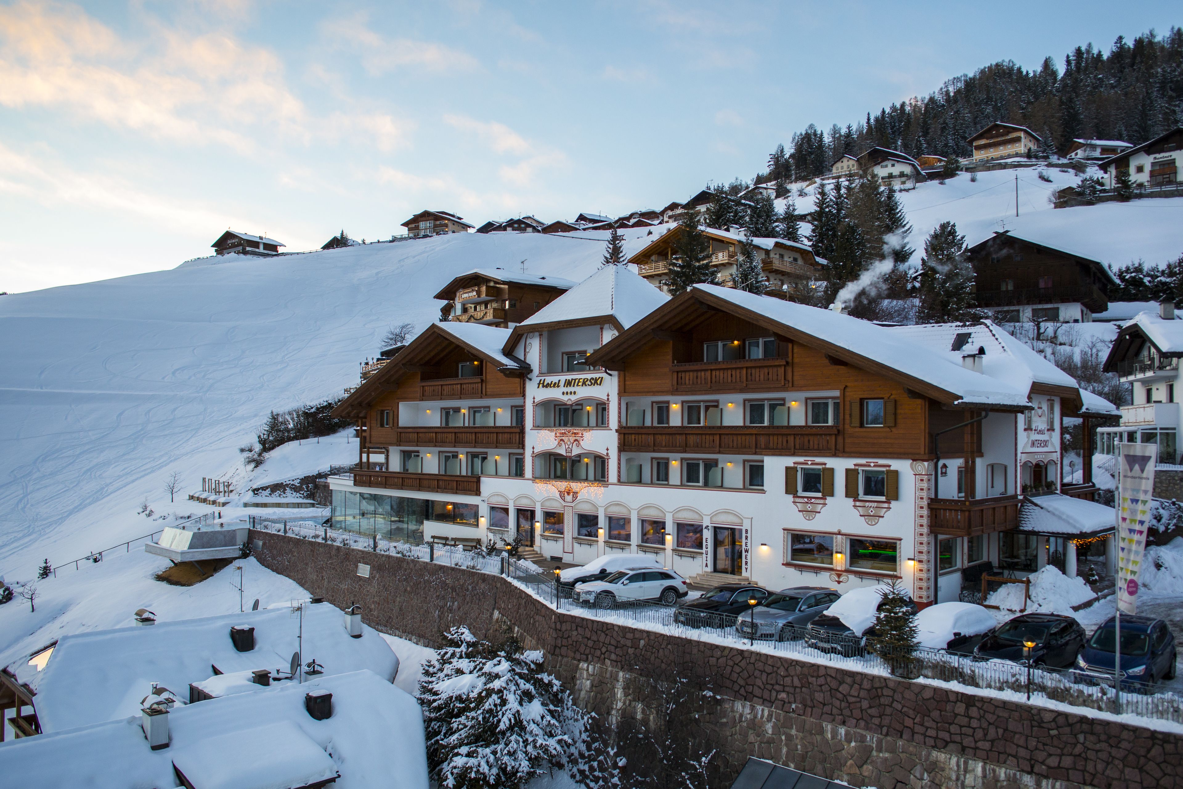 Hotel Interski In Santa Cristina Val Gardena Expedia