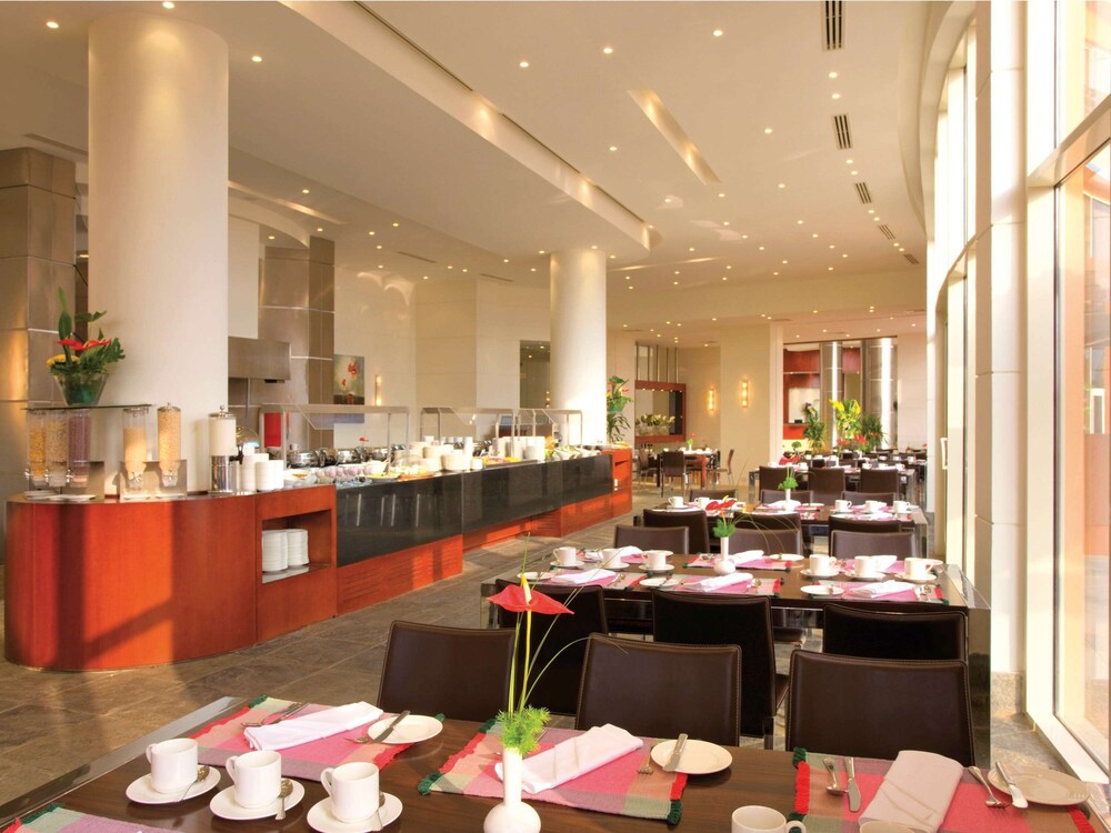 Отель movenpick Отель movenpick