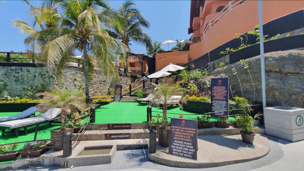 Villas Miramar in Zihuatanejo, Mexico