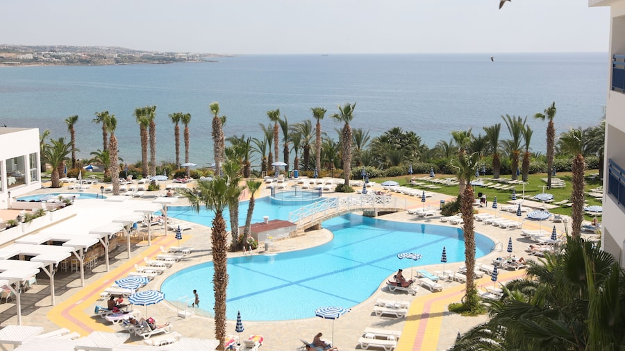 Ascos Coral Beach Hotel