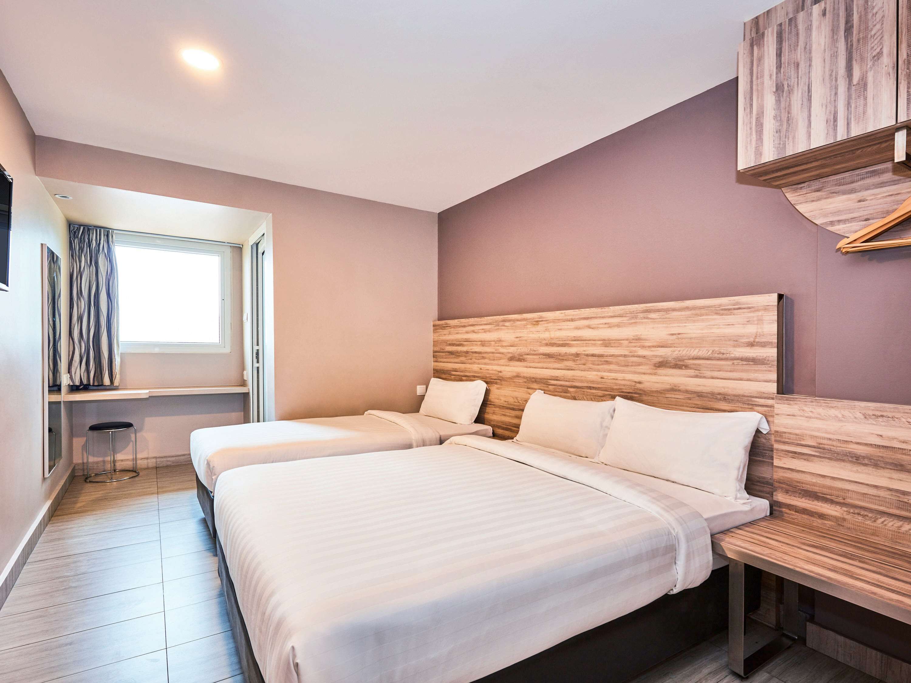 Ibis Budget Singapore Crystal 22 Room Prices Deals Reviews Expedia Com