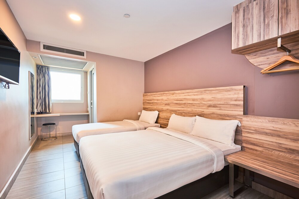 Ibis Budget Singapore Crystal In Singapore Hotel Rates Reviews On Orbitz Ibis Budget Singapore Crystal In Singapore Hotel Rates Reviews On Orbitz