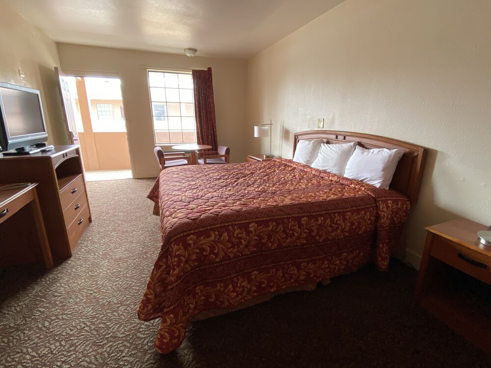 Travel Inn San Antonio
