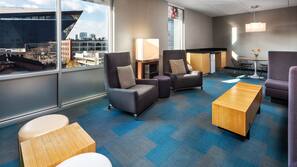 Premium bedding, in-room safe, desk, laptop workspace