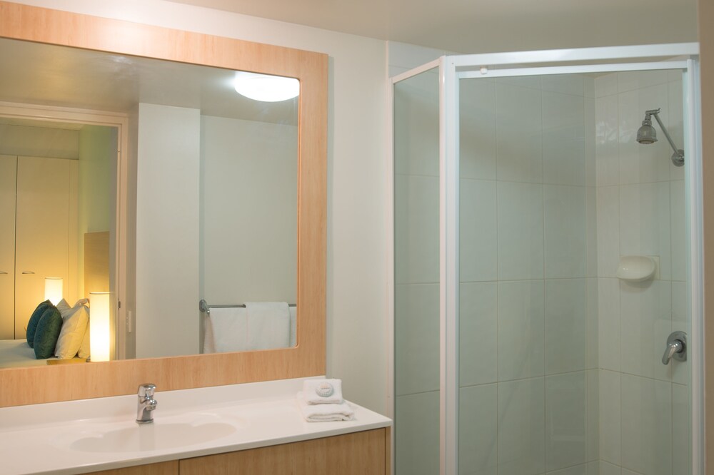 Sandy Point Beach Resort in Gold Coast Best Rates & Deals on Orbitz